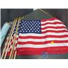 Image 3 : (5) USA Flags and Canada Map