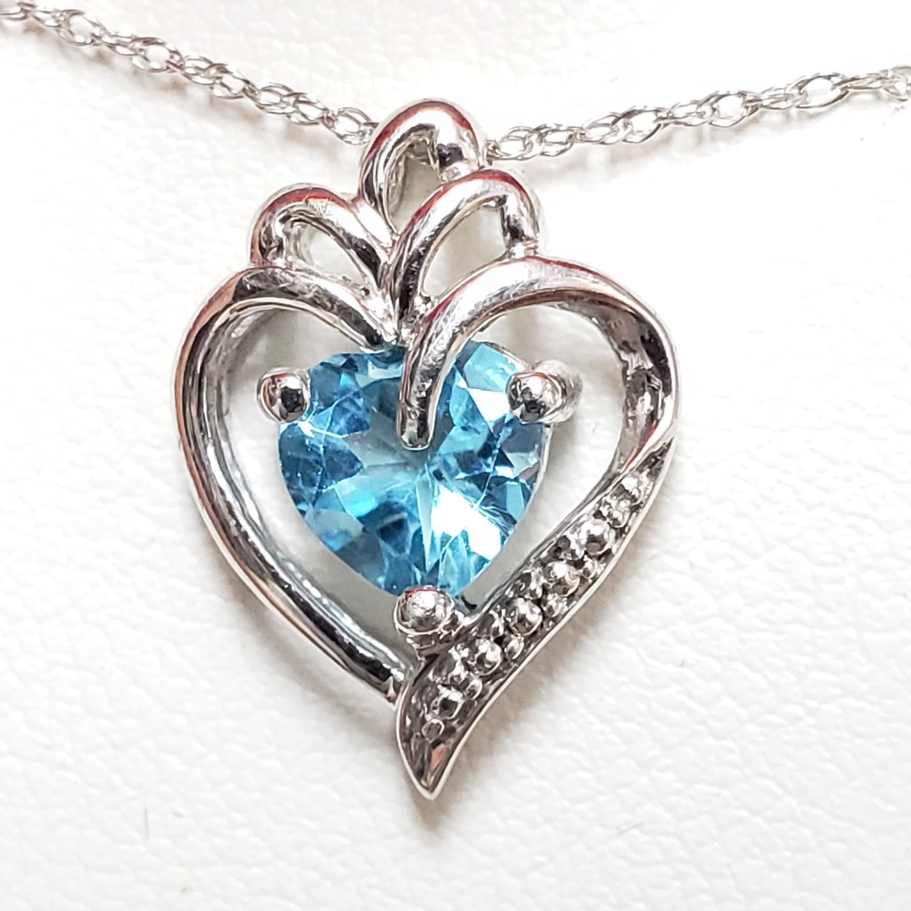 SILVER BLUE TOPAZ HEART SHAPED PENDANT WITH CHAIN NECKLACE (~LENGTH 18 ...