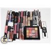 Image 1 : LOT OF ASSORTED BEAUTY PRODUCT.