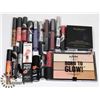 Image 1 : LOT OF ASSORTED BEAUTY PRODUCT.