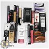 Image 1 : LOT OF ASSORTED BEAUTY PRODUCT.