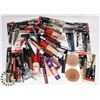 Image 1 : LOT OF ASSORTED BEAUTY PRODUCT.