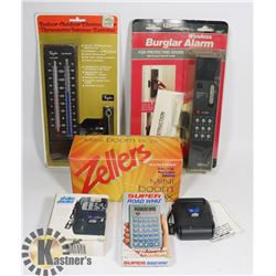 VINTAGE ITEMS ZELLERS SUNTONE AM/FM PORTABLE