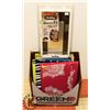 Image 1 : LOT OF SCHOOL SUPPLIES.