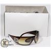 Image 1 : BOX OF TRANSPARENT DARK BROWN CHANEL STYLED
