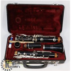 VINTAGE JUPITER K.H.S MUSICAL INSTRUMENT CLARINET W/CASE.