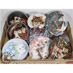 BOX OF COLLECTIBLE CAT PLATES.