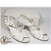 Image 1 : WOMEN'S HELENA SHOES (SIZE 7-8)