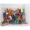 Image 1 : 12"X16"-BAG FULL OF K'NEX TOYS WITH BOOK