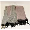 Image 1 : LOT OF 4 SOFT SCARFS