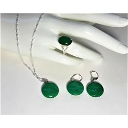 8)  SUITE OF GREEN AVENTURINE
