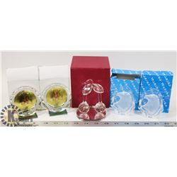 ASSORTED LOT OF CRYSTAL DISPLAYS.