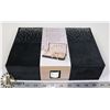 Image 1 : NEW VELVET JEWELRY BOX (27.8CM X 19CM X 6.8CM)