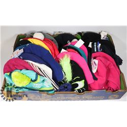 LOT OF ASSORTED TOQUES