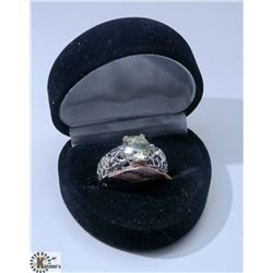 .925 SILVER RING WITH GEMSTONE