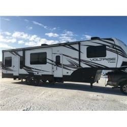 2014 DUTCHMAN VOLTAGE V3605 TOY HAULER