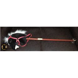 KIDS GALLOP AND GO PONY ON A STICK