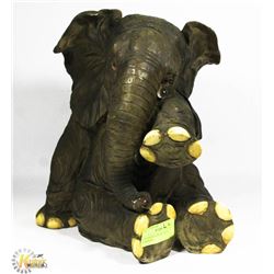 RESIN SAD ELEPHANT WITH TEARDROP -