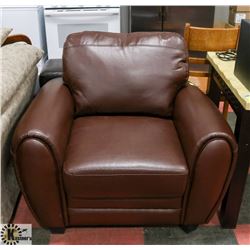 40" BROWN LEATHERETTE ARM CHAIR