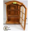 Image 2 : SMALL LIGHT WOOD CURIO CABINET, 15"X6"X20.5".