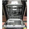 Image 3 : GE BRUSHED NICKEL BUILT IN TALL TUB DISHWASHER,