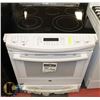 Image 1 : GE PROFILE WHITE FLAT TOP 4 BURNER RANGE,