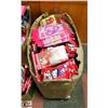 Image 1 : LARGE BOX OF NEW VALENTINES-ASSORTED