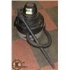 Image 1 : SHOPVAC 2.0 HP 5 GALLONS WET/DRY VAC.