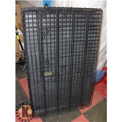 PETMATE COLLAPSIBLE KENNEL 48" X 32".