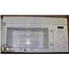 Image 2 : GE SPACEMAKERE XL MICROWAVE WHITE, HAS A