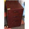 Image 1 : WOOD 3 DRAWER BEDROOM DRESSER, 16"X20"X25.5".