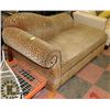 Image 2 : ESTATE CHEETAH PRINT SOFA (HAS SOME