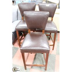 3 HIGH BACK BAR STOOLS WITH PADDED SEATS.