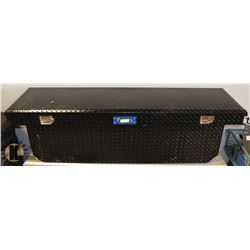 FULL SIZE TOOL BOX FOR TRUCK BLACK 4WS.