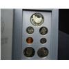 Image 2 : 1991 United States Mount Rushmore 7 Coin Prestige Proof Set in Original Packaging