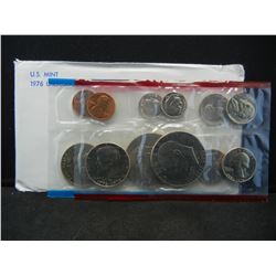 1976 US Mint P&D Uncirculated Coin Set - Eisenhower $'s