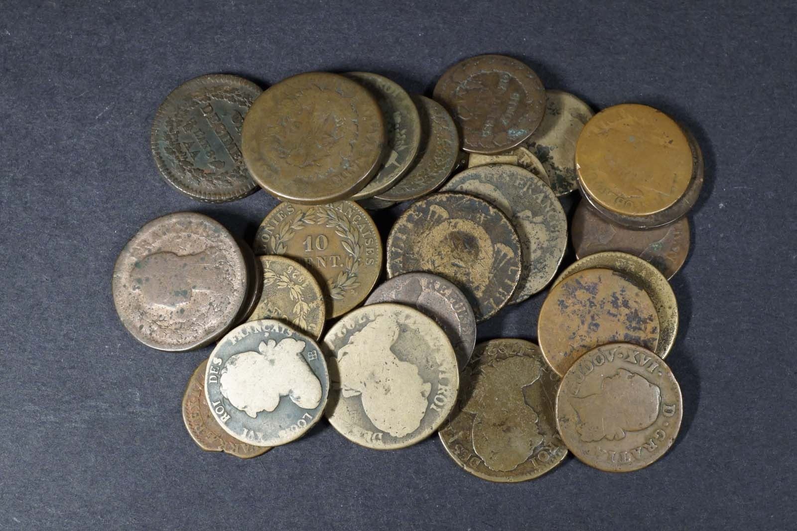 France Lot of 26 large copper/brass coins 17771841