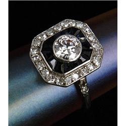 SAPPHIRE AND DIAMOND RING
