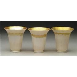 THREE QUEZAL SHADES