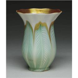 QUEZAL PULLED FEATHER SHADE