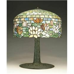 SUESS WATER LILY TABLE LAMP