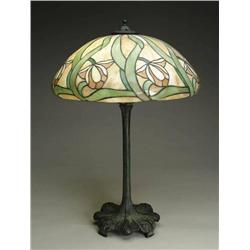 ANTIQUE LEADED TABLE LAMP