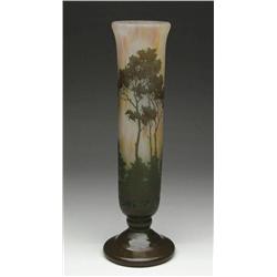 DAUM FRENCH CAMEO VASE