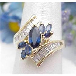 Ladys 14kt yellow gold ring with marqu