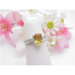 Ladys 14kt white gold ring with 1.60Ct