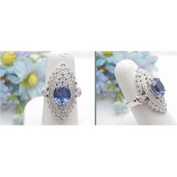 Ladys 18kt white gold ring with 1.68Ct