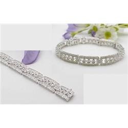 Ladys 14kt white gold antique look bra