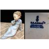 Image 1 : Lladro #5099 Baby with Pacifier Retir