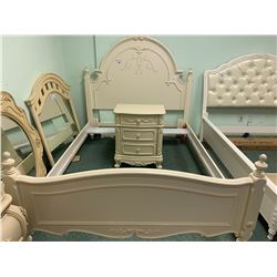 4 PCS LEA WHITE LEAF PATTERN DOUBLE BEDROOM SUIT  INCLUDING ; HEADBOARD, FOOTBOARD,