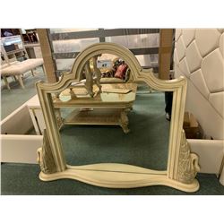 WHITE WOOD SWAN PATTERN WALL MIRROR WITH SHELF